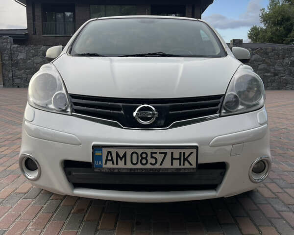 Ниссан Ноут 2012 в Житомире на Automoto.ua Белый Ниссан Ноут, объемом двигателя 1.39 л и пробегом 320 тыс. км за 4700 $, фото 22 на Automoto.ua