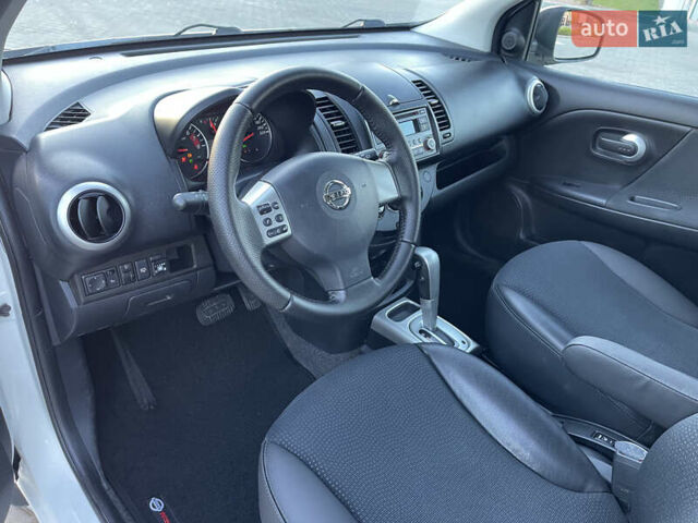Білий Ніссан Ноут, об'ємом двигуна 1.6 л та пробігом 187 тис. км за 7500 $, фото 9 на Automoto.ua