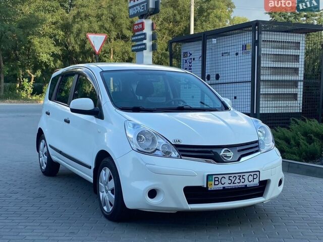 Білий Ніссан Ноут, об'ємом двигуна 1.6 л та пробігом 52 тис. км за 7700 $, фото 13 на Automoto.ua