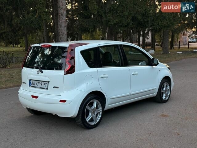 Белый Ниссан Ноут, объемом двигателя 1.5 л и пробегом 143 тыс. км за 6800 $, фото 11 на Automoto.ua