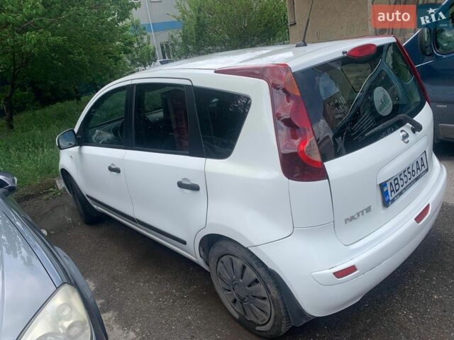 Белый Ниссан Ноут, объемом двигателя 1.39 л и пробегом 248 тыс. км за 5200 $, фото 2 на Automoto.ua