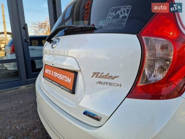 Білий Ніссан Ноут, об'ємом двигуна 1.2 л та пробігом 46 тис. км за 7800 $, фото 18 на Automoto.ua