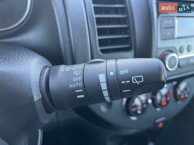 Білий Ніссан Ноут, об'ємом двигуна 1.6 л та пробігом 187 тис. км за 7500 $, фото 18 на Automoto.ua