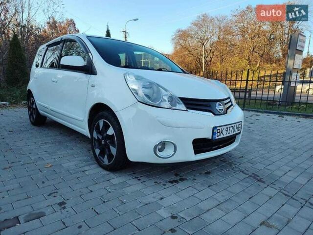Белый Ниссан Ноут, объемом двигателя 1.46 л и пробегом 194 тыс. км за 6900 $, фото 12 на Automoto.ua