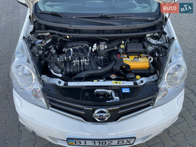 Білий Ніссан Ноут, об'ємом двигуна 1.6 л та пробігом 187 тис. км за 7500 $, фото 4 на Automoto.ua