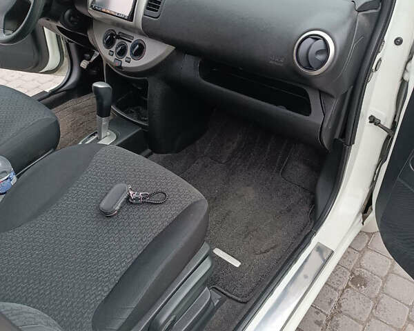 Белый Ниссан Ноут, объемом двигателя 1.5 л и пробегом 63 тыс. км за 7800 $, фото 10 на Automoto.ua