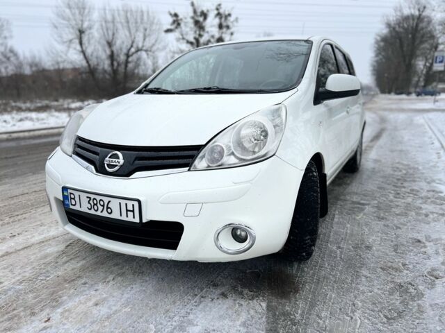 Белый Ниссан Ноут, объемом двигателя 1.4 л и пробегом 140 тыс. км за 6200 $, фото 2 на Automoto.ua