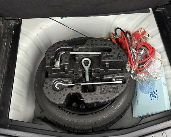 Белый Ниссан Ноут, объемом двигателя 1.2 л и пробегом 157 тыс. км за 7800 $, фото 13 на Automoto.ua