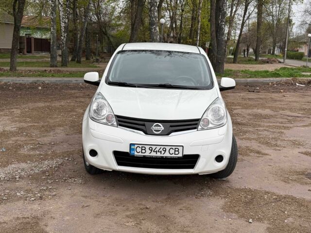 Белый Ниссан Ноут, объемом двигателя 1.6 л и пробегом 145 тыс. км за 7800 $, фото 2 на Automoto.ua