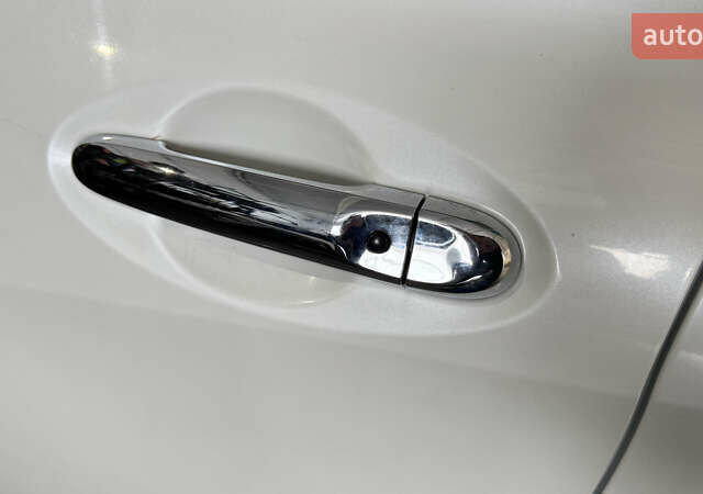 Белый Ниссан Ноут, объемом двигателя 1.2 л и пробегом 47 тыс. км за 7800 $, фото 9 на Automoto.ua