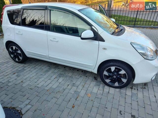 Білий Ніссан Ноут, об'ємом двигуна 1.46 л та пробігом 194 тис. км за 6900 $, фото 3 на Automoto.ua