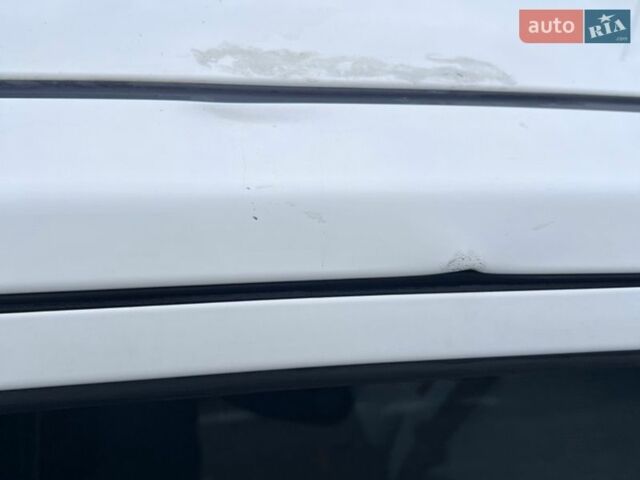Белый Ниссан Ноут, объемом двигателя 1.46 л и пробегом 340 тыс. км за 4650 $, фото 10 на Automoto.ua