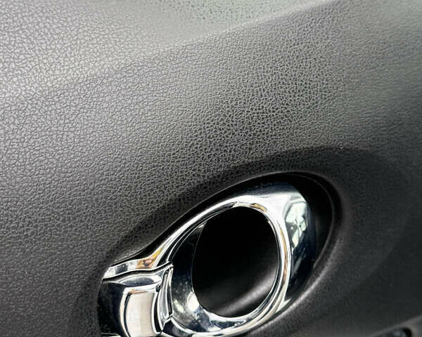 Белый Ниссан Ноут, объемом двигателя 1.2 л и пробегом 157 тыс. км за 7800 $, фото 10 на Automoto.ua