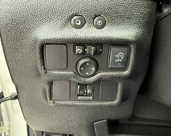 Белый Ниссан Ноут, объемом двигателя 1.2 л и пробегом 157 тыс. км за 7800 $, фото 18 на Automoto.ua