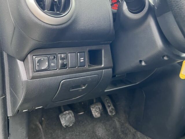 Белый Ниссан Ноут, объемом двигателя 1.5 л и пробегом 340 тыс. км за 4700 $, фото 4 на Automoto.ua