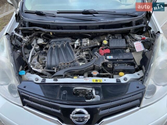 Белый Ниссан Ноут, объемом двигателя 1.39 л и пробегом 134 тыс. км за 7800 $, фото 10 на Automoto.ua