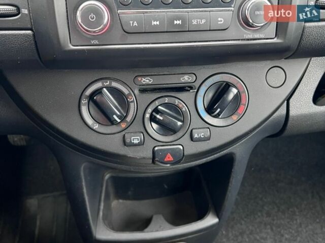 Белый Ниссан Ноут, объемом двигателя 1.46 л и пробегом 340 тыс. км за 4650 $, фото 14 на Automoto.ua