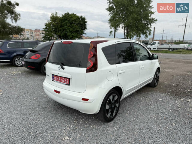 Белый Ниссан Ноут, объемом двигателя 1.4 л и пробегом 181 тыс. км за 6500 $, фото 3 на Automoto.ua