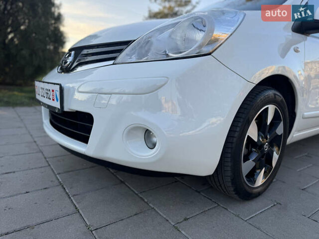 Белый Ниссан Ноут, объемом двигателя 1.6 л и пробегом 169 тыс. км за 10299 $, фото 25 на Automoto.ua