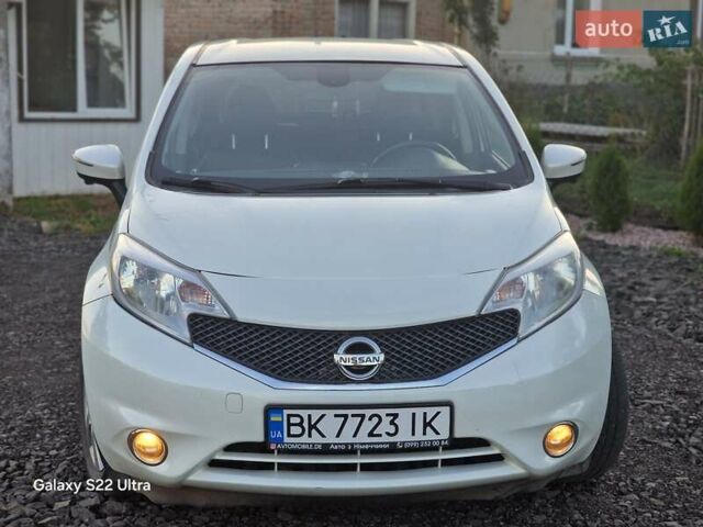 Белый Ниссан Ноут, объемом двигателя 1.5 л и пробегом 245 тыс. км за 6800 $, фото 22 на Automoto.ua