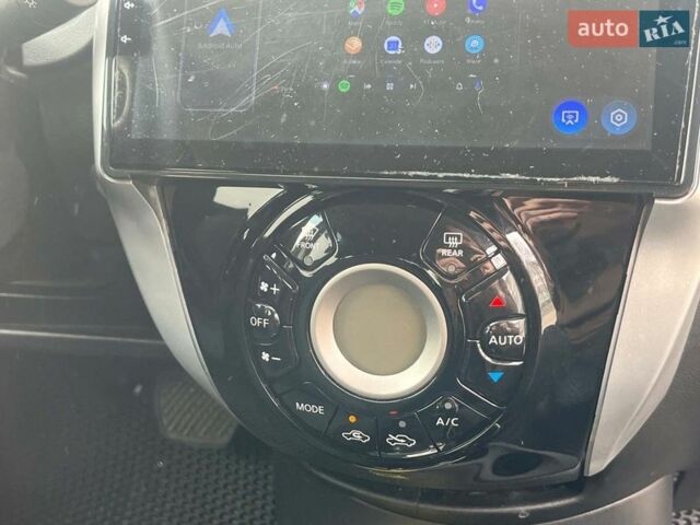 Белый Ниссан Ноут, объемом двигателя 1.2 л и пробегом 67 тыс. км за 8990 $, фото 19 на Automoto.ua