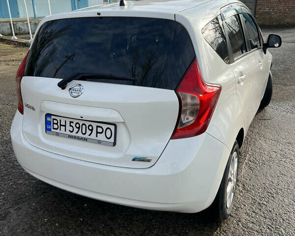 Белый Ниссан Ноут, объемом двигателя 1.2 л и пробегом 70 тыс. км за 7200 $, фото 5 на Automoto.ua