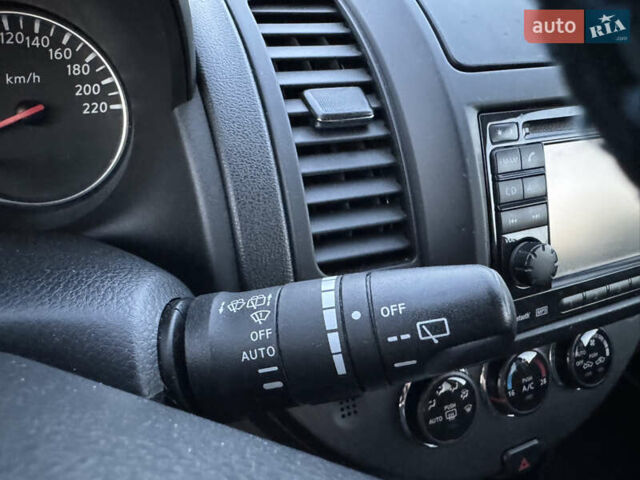 Білий Ніссан Ноут, об'ємом двигуна 1.6 л та пробігом 169 тис. км за 10300 $, фото 37 на Automoto.ua