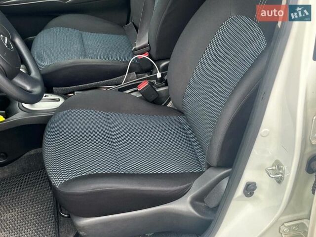 Белый Ниссан Ноут, объемом двигателя 1.2 л и пробегом 67 тыс. км за 8990 $, фото 31 на Automoto.ua