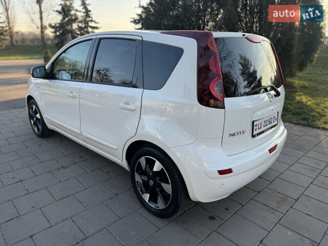Белый Ниссан Ноут, объемом двигателя 1.6 л и пробегом 169 тыс. км за 10299 $, фото 14 на Automoto.ua