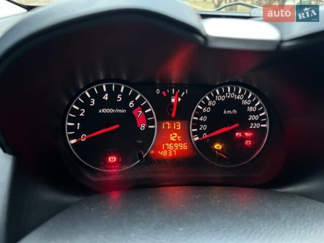 Білий Ніссан Ноут, об'ємом двигуна 1.39 л та пробігом 178 тис. км за 6100 $, фото 6 на Automoto.ua