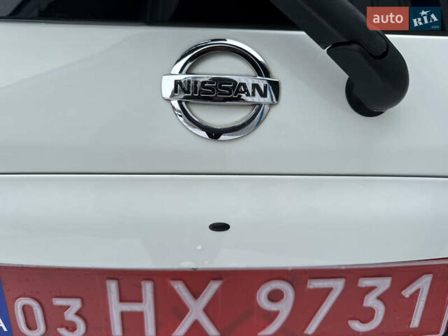 Белый Ниссан Ноут, объемом двигателя 1.6 л и пробегом 169 тыс. км за 9799 $, фото 10 на Automoto.ua