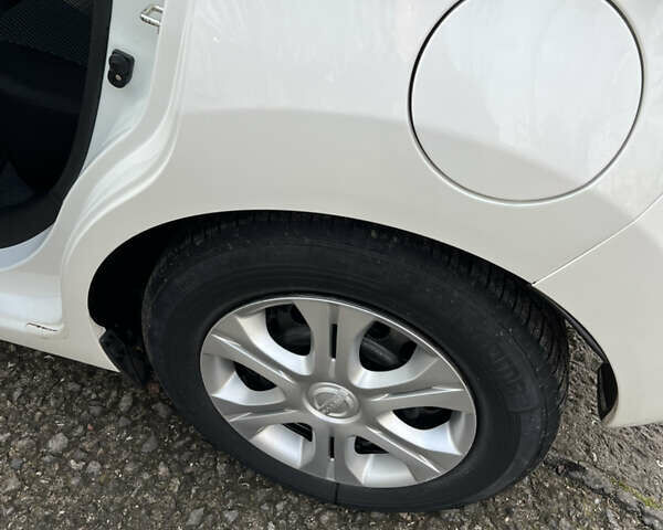 Белый Ниссан Ноут, объемом двигателя 1.2 л и пробегом 70 тыс. км за 7200 $, фото 22 на Automoto.ua