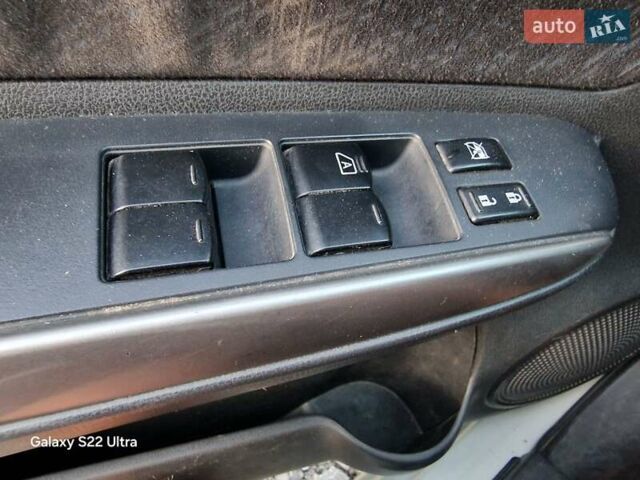 Белый Ниссан Ноут, объемом двигателя 1.5 л и пробегом 245 тыс. км за 6800 $, фото 35 на Automoto.ua