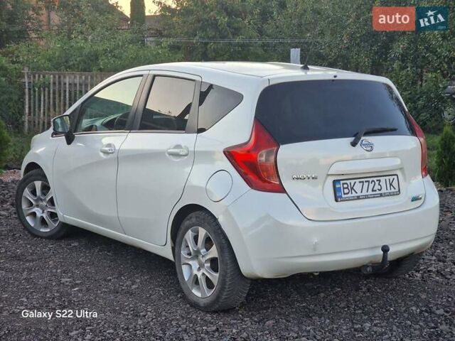 Белый Ниссан Ноут, объемом двигателя 1.5 л и пробегом 245 тыс. км за 6800 $, фото 5 на Automoto.ua