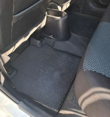 Білий Ніссан Ноут, об'ємом двигуна 1.5 л та пробігом 188 тис. км за 8000 $, фото 17 на Automoto.ua