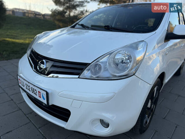 Белый Ниссан Ноут, объемом двигателя 1.6 л и пробегом 169 тыс. км за 10299 $, фото 56 на Automoto.ua