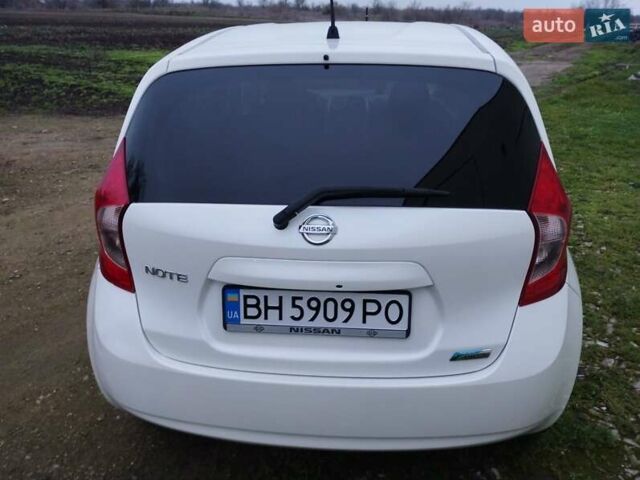 Белый Ниссан Ноут, объемом двигателя 1.2 л и пробегом 70 тыс. км за 7200 $, фото 9 на Automoto.ua