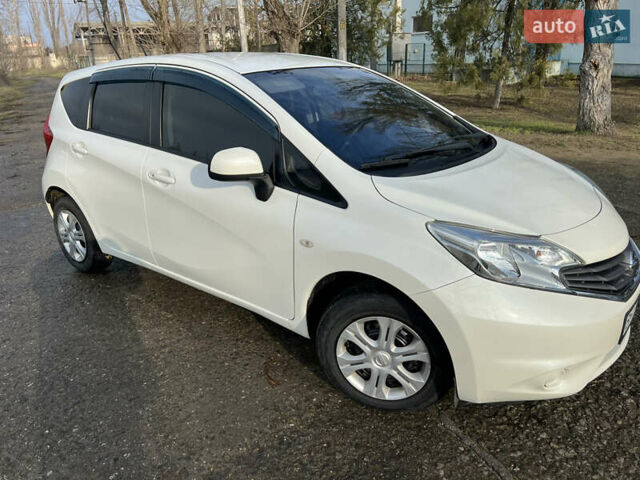 Белый Ниссан Ноут, объемом двигателя 1.2 л и пробегом 70 тыс. км за 7200 $, фото 3 на Automoto.ua