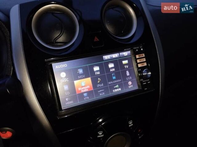 Белый Ниссан Ноут, объемом двигателя 1.2 л и пробегом 70 тыс. км за 7200 $, фото 18 на Automoto.ua