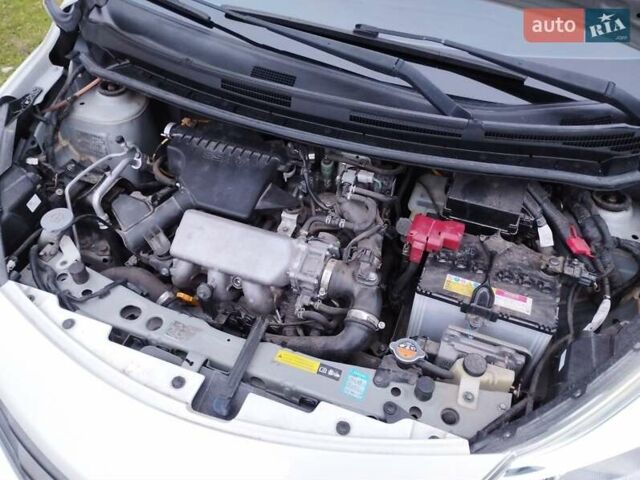 Белый Ниссан Ноут, объемом двигателя 1.2 л и пробегом 70 тыс. км за 7200 $, фото 12 на Automoto.ua