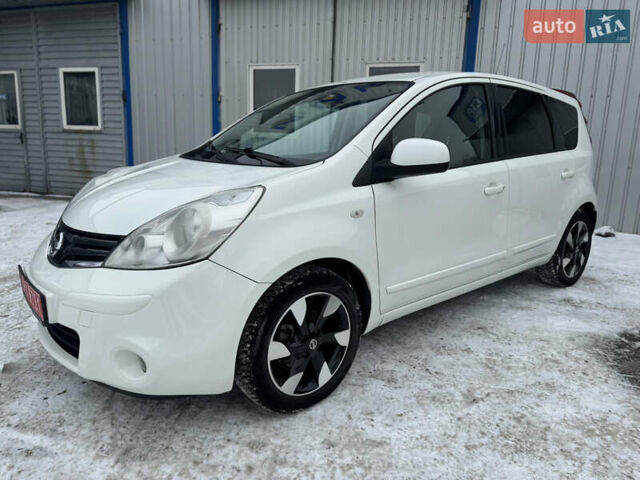 Белый Ниссан Ноут, объемом двигателя 1.6 л и пробегом 169 тыс. км за 9799 $, фото 5 на Automoto.ua