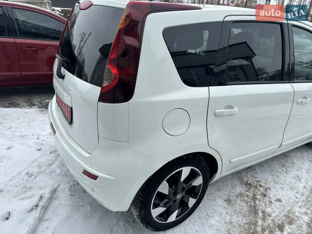 Белый Ниссан Ноут, объемом двигателя 1.6 л и пробегом 169 тыс. км за 9799 $, фото 11 на Automoto.ua