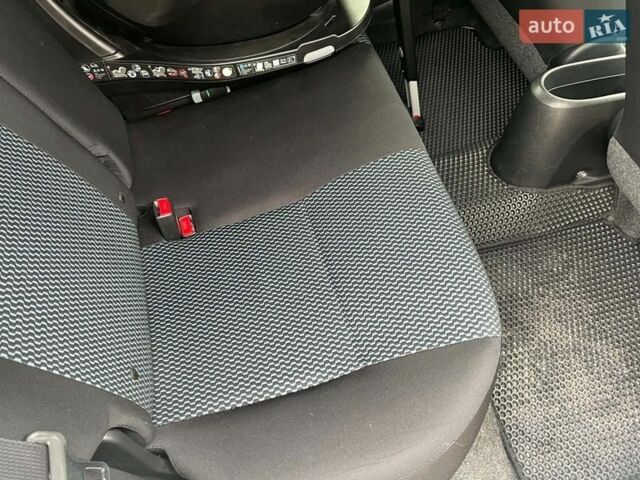 Белый Ниссан Ноут, объемом двигателя 1.2 л и пробегом 67 тыс. км за 8990 $, фото 26 на Automoto.ua