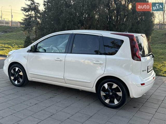 Белый Ниссан Ноут, объемом двигателя 1.6 л и пробегом 169 тыс. км за 10299 $, фото 12 на Automoto.ua