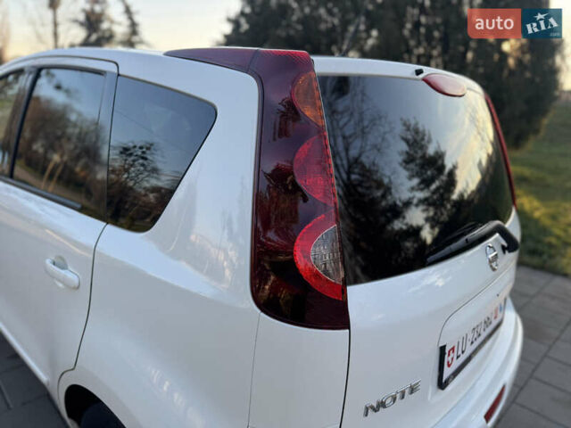 Белый Ниссан Ноут, объемом двигателя 1.6 л и пробегом 169 тыс. км за 10299 $, фото 17 на Automoto.ua