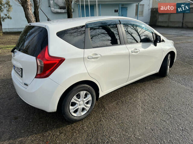 Белый Ниссан Ноут, объемом двигателя 1.2 л и пробегом 70 тыс. км за 7200 $, фото 4 на Automoto.ua