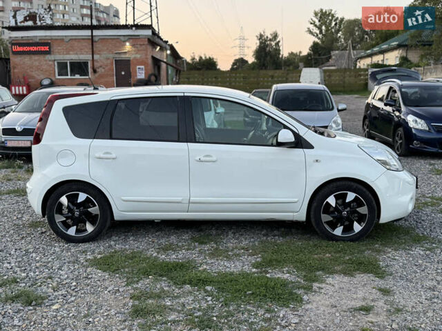 Білий Ніссан Ноут, об'ємом двигуна 1.6 л та пробігом 169 тис. км за 10300 $, фото 18 на Automoto.ua