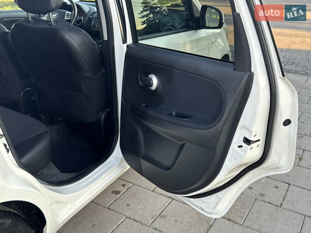 Белый Ниссан Ноут, объемом двигателя 1.6 л и пробегом 169 тыс. км за 10299 $, фото 51 на Automoto.ua