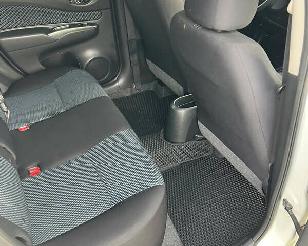 Белый Ниссан Ноут, объемом двигателя 1.2 л и пробегом 70 тыс. км за 7200 $, фото 26 на Automoto.ua