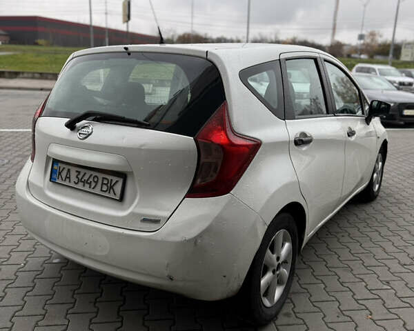 Белый Ниссан Ноут, объемом двигателя 1.46 л и пробегом 287 тыс. км за 4800 $, фото 4 на Automoto.ua